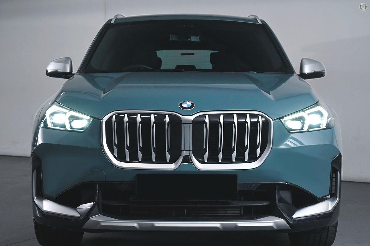 2025 BMW X1 xDrive20i U11