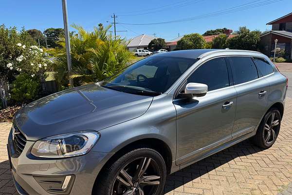 2017 Volvo XC60 T5 R-Design