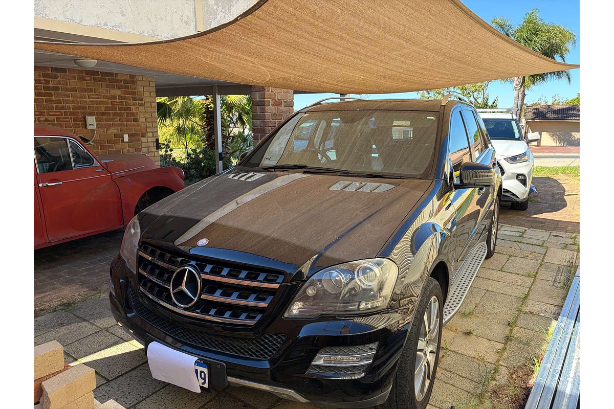 2011 Mercedes-Benz M-Class ML300 CDI BlueEFFICIENCY W164
