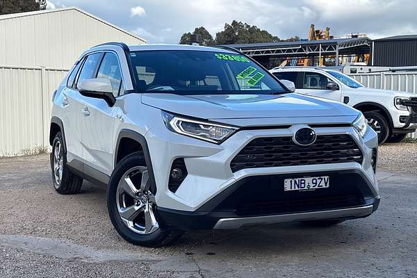 2020 Toyota RAV4 GXL AXAH52R