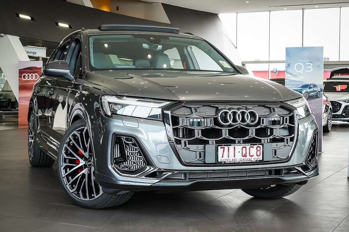 2026 Audi SQ7 TFSI 4M