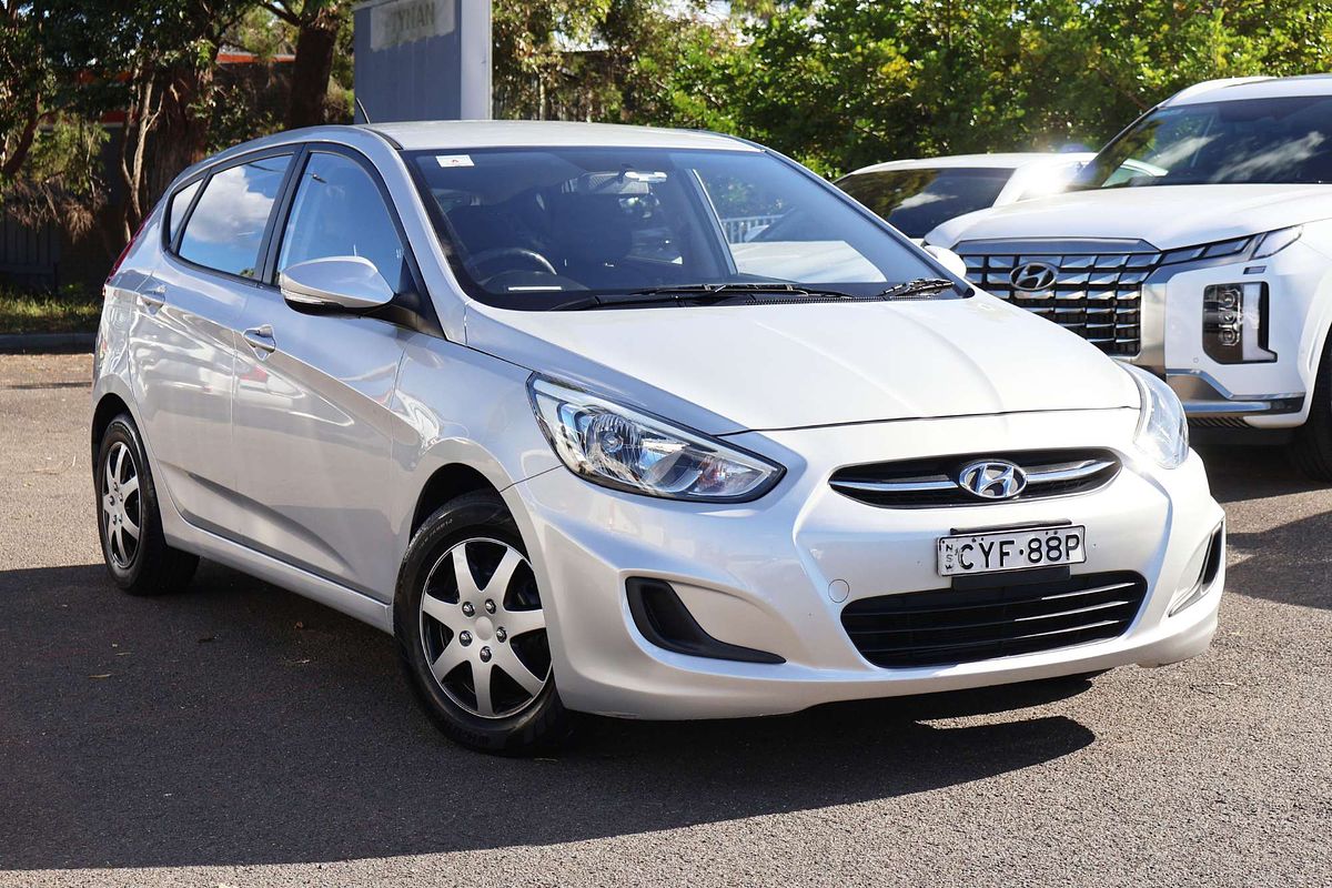 2014 Hyundai Accent Active RB2
