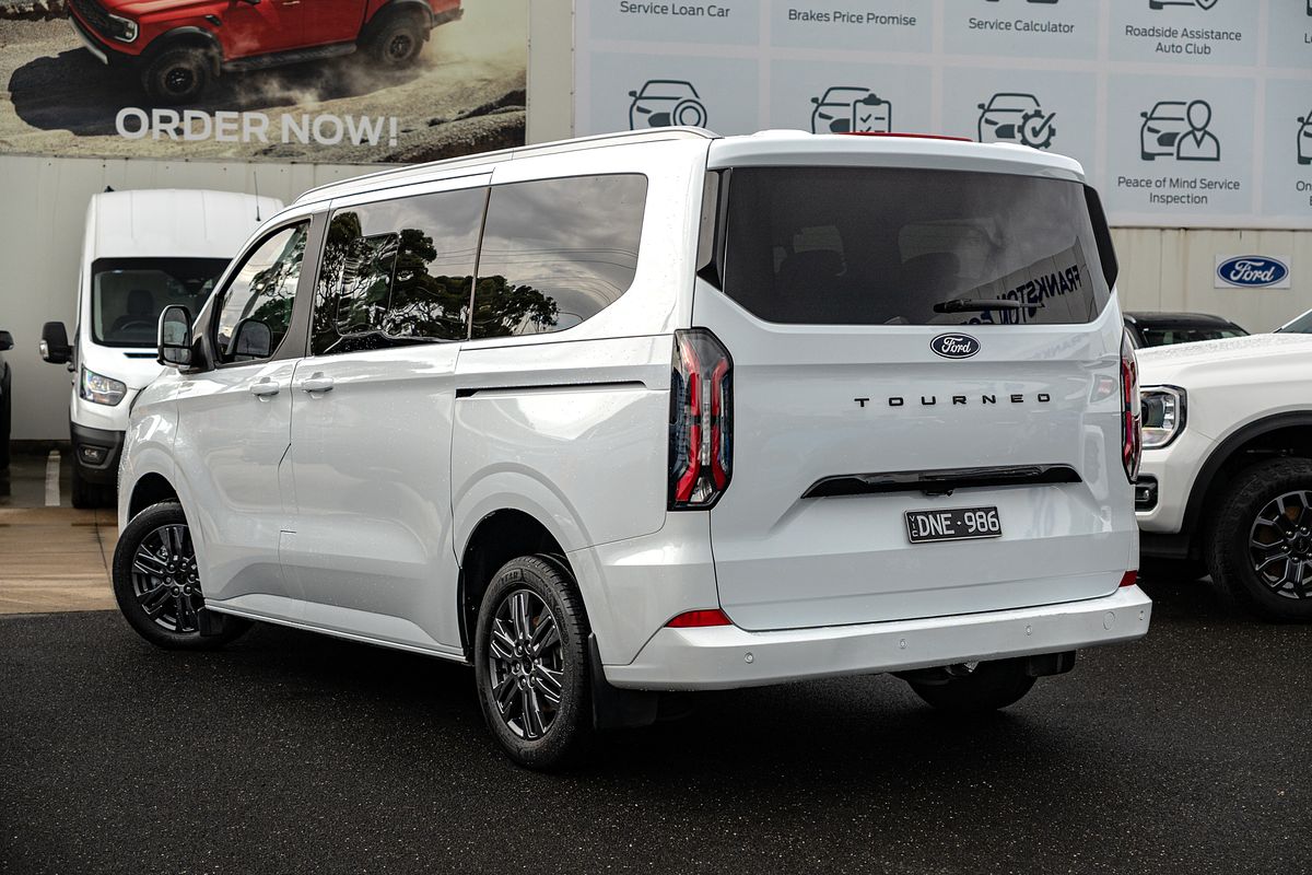 2024 Ford Tourneo Titanium X AV SWB