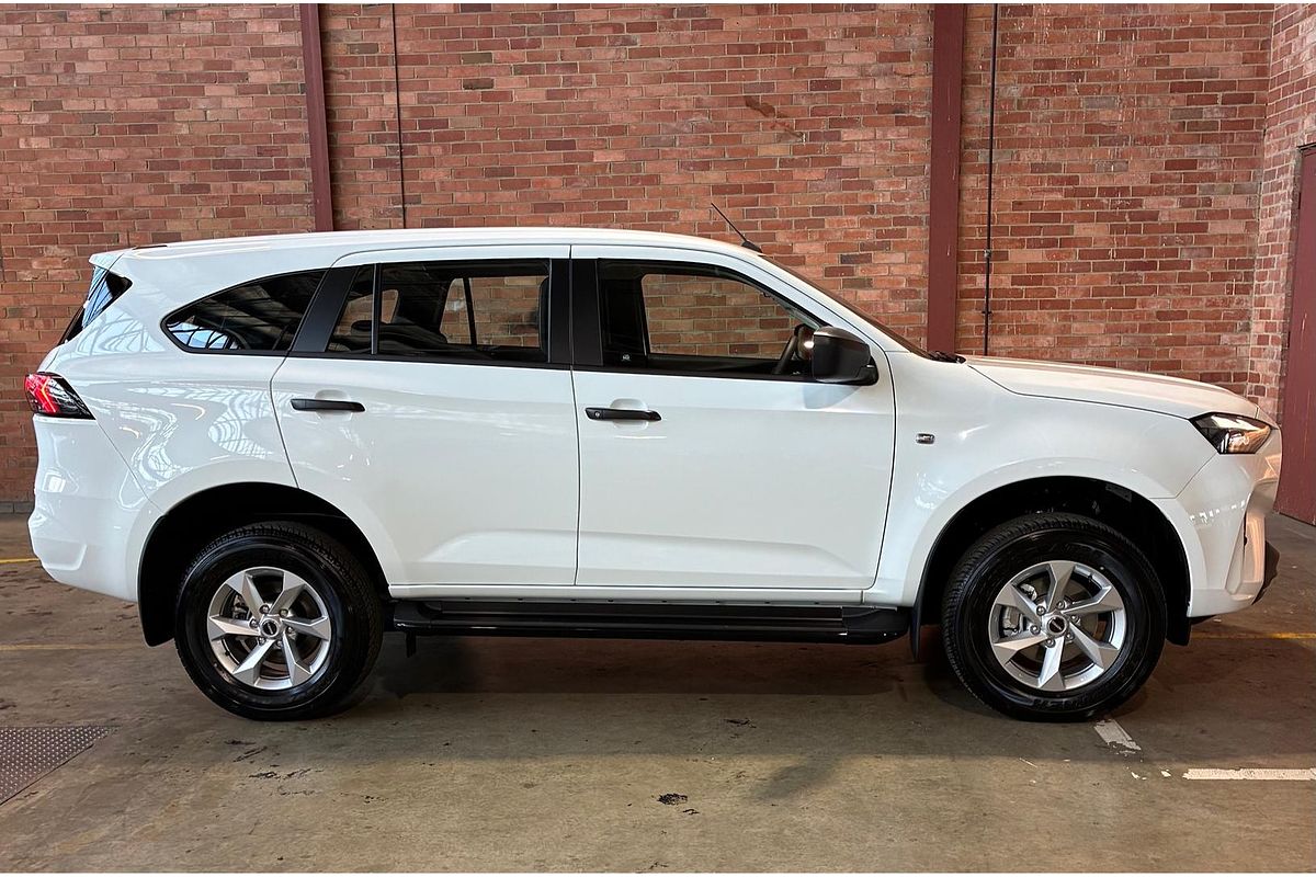 2026 Isuzu MU-X LS-M