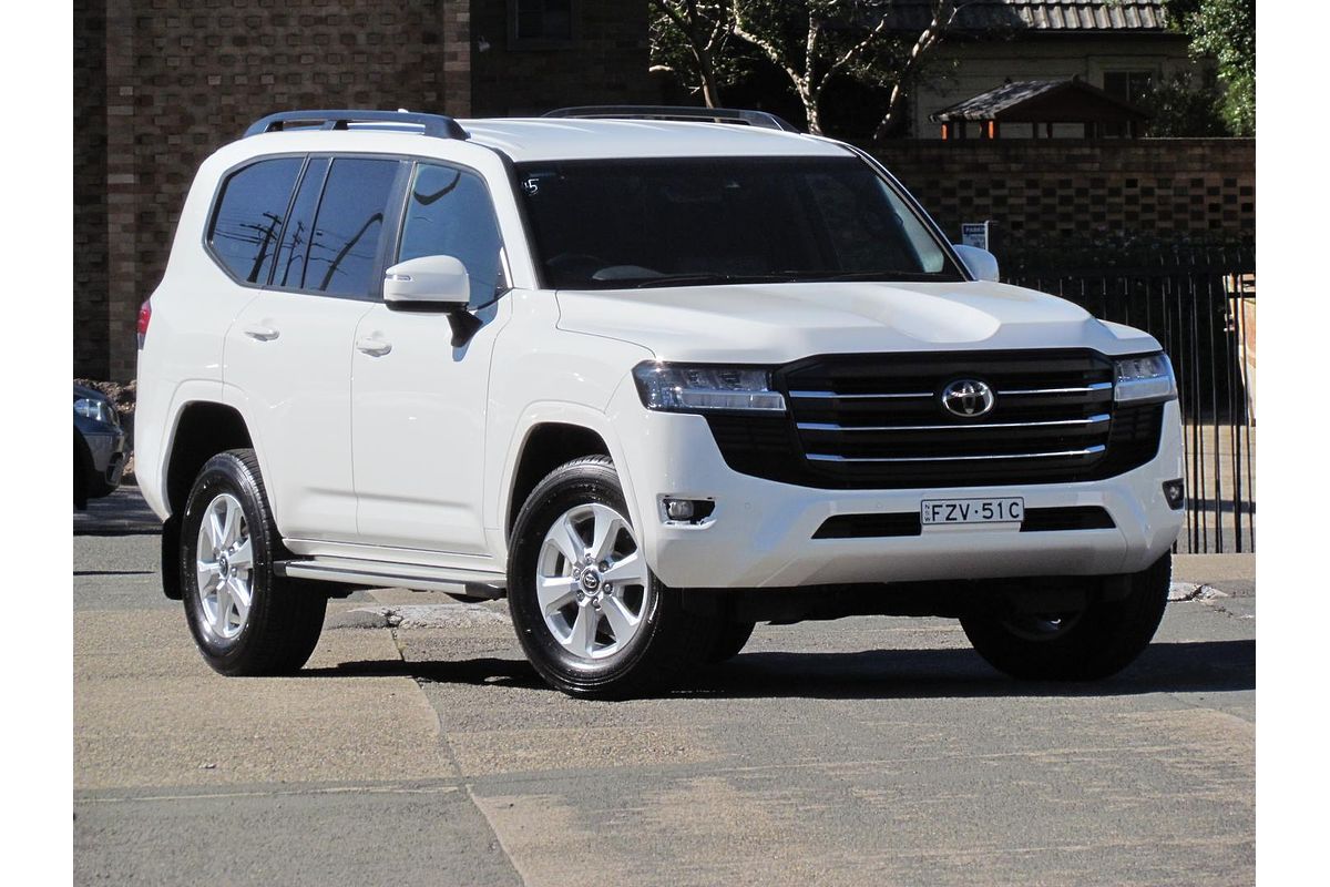 2023 Toyota Landcruiser GXL FJA300R