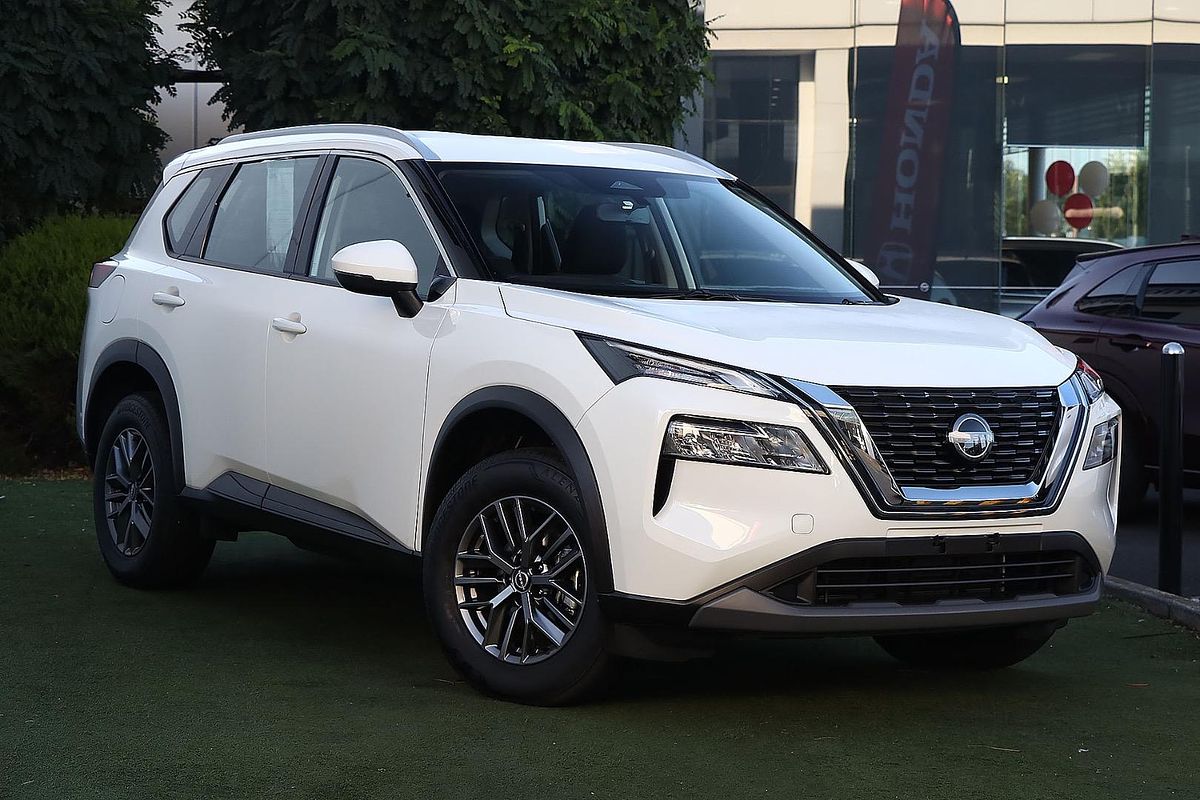 2025 Nissan X-TRAIL ST T33