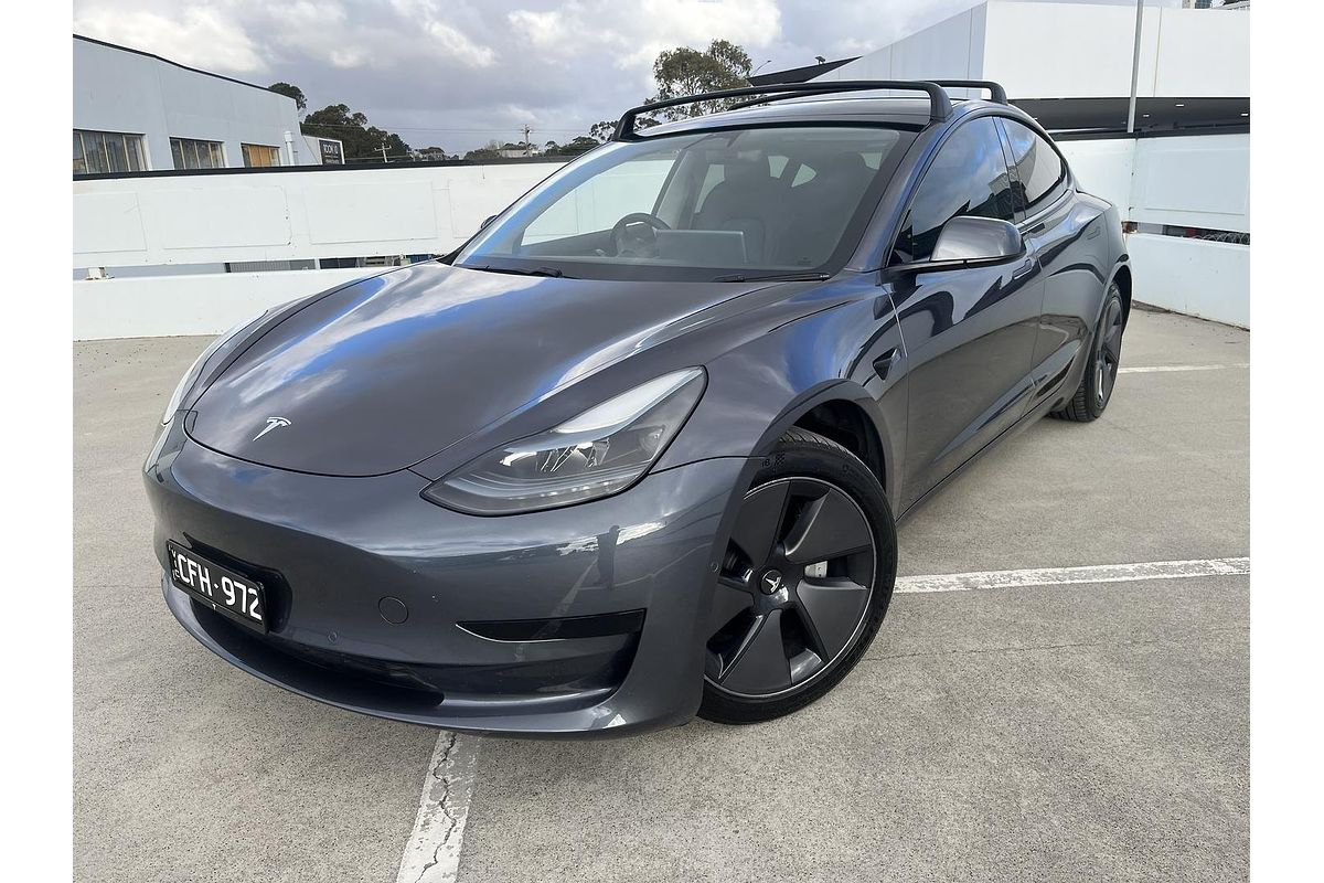 2022 Tesla Model 3 Rear-Wheel Drive