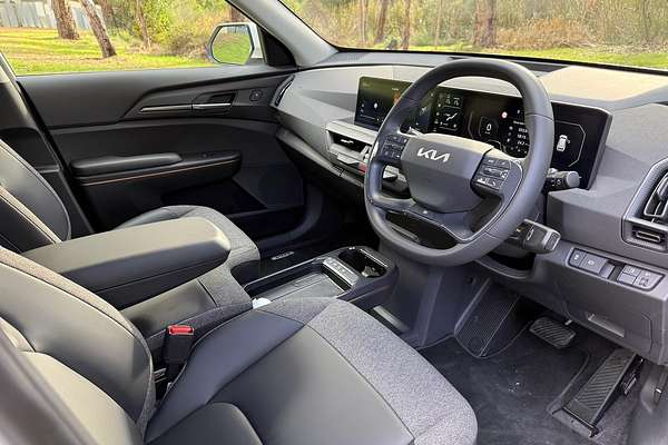 2024 Kia EV5 Air Standard Range OVc thumb-9