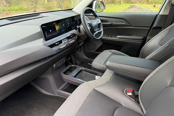 2024 Kia EV5 Air Standard Range OVc thumb-20