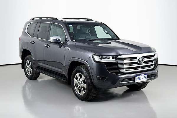 2023 Toyota Landcruiser Sahara FJA300R