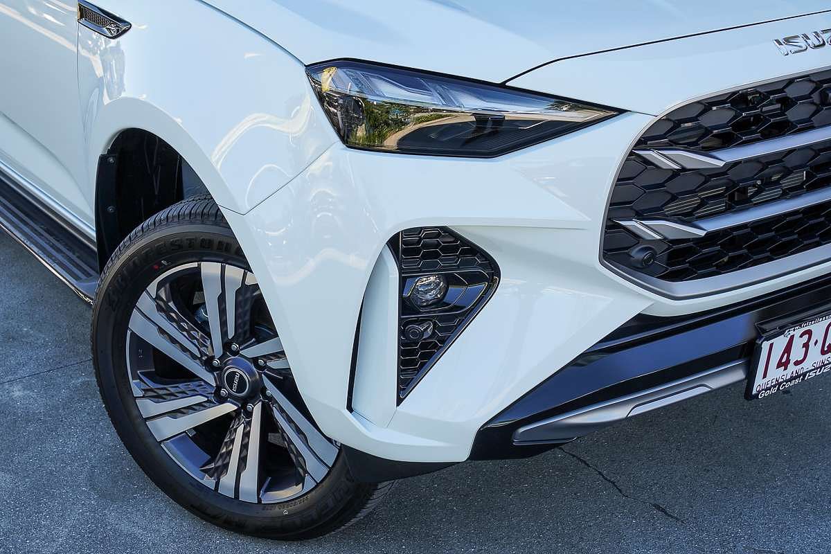 2026 Isuzu MU-X LS-T