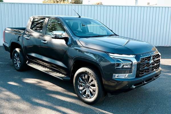 2025 Mitsubishi Triton GLS MV 4X4