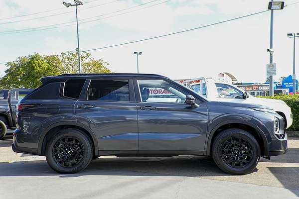 2025 Mitsubishi Outlander LS ZM thumb-3