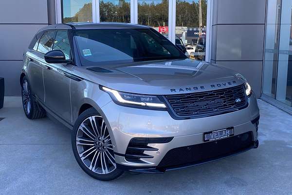 2025 Land Rover Range Rover Velar P250 Dynamic SE L560