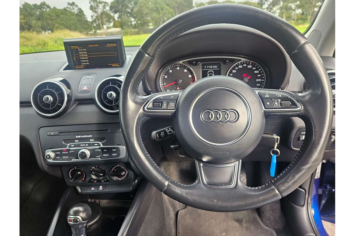 2015 Audi A1 Attraction 8X