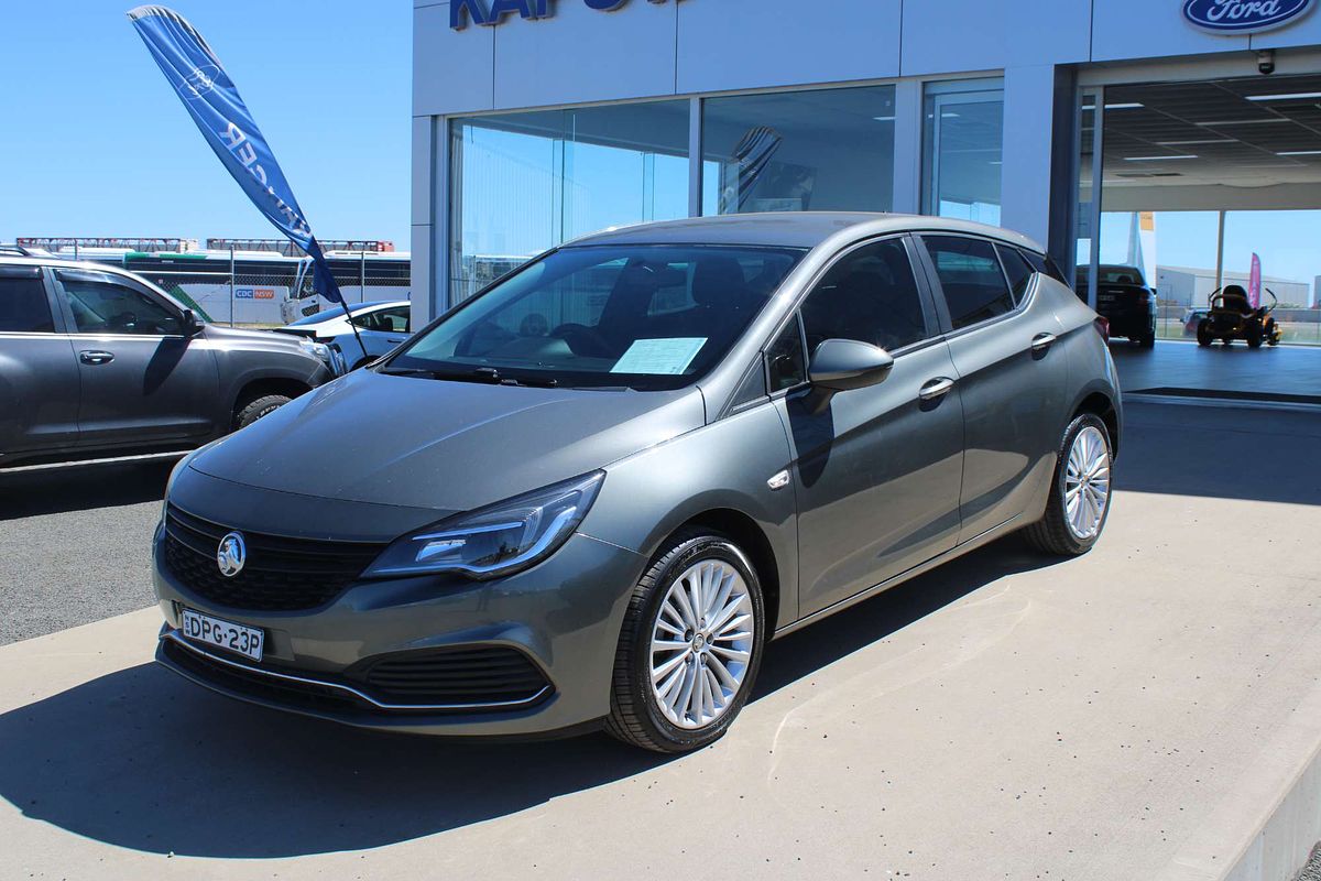 2017 Holden Astra R BK