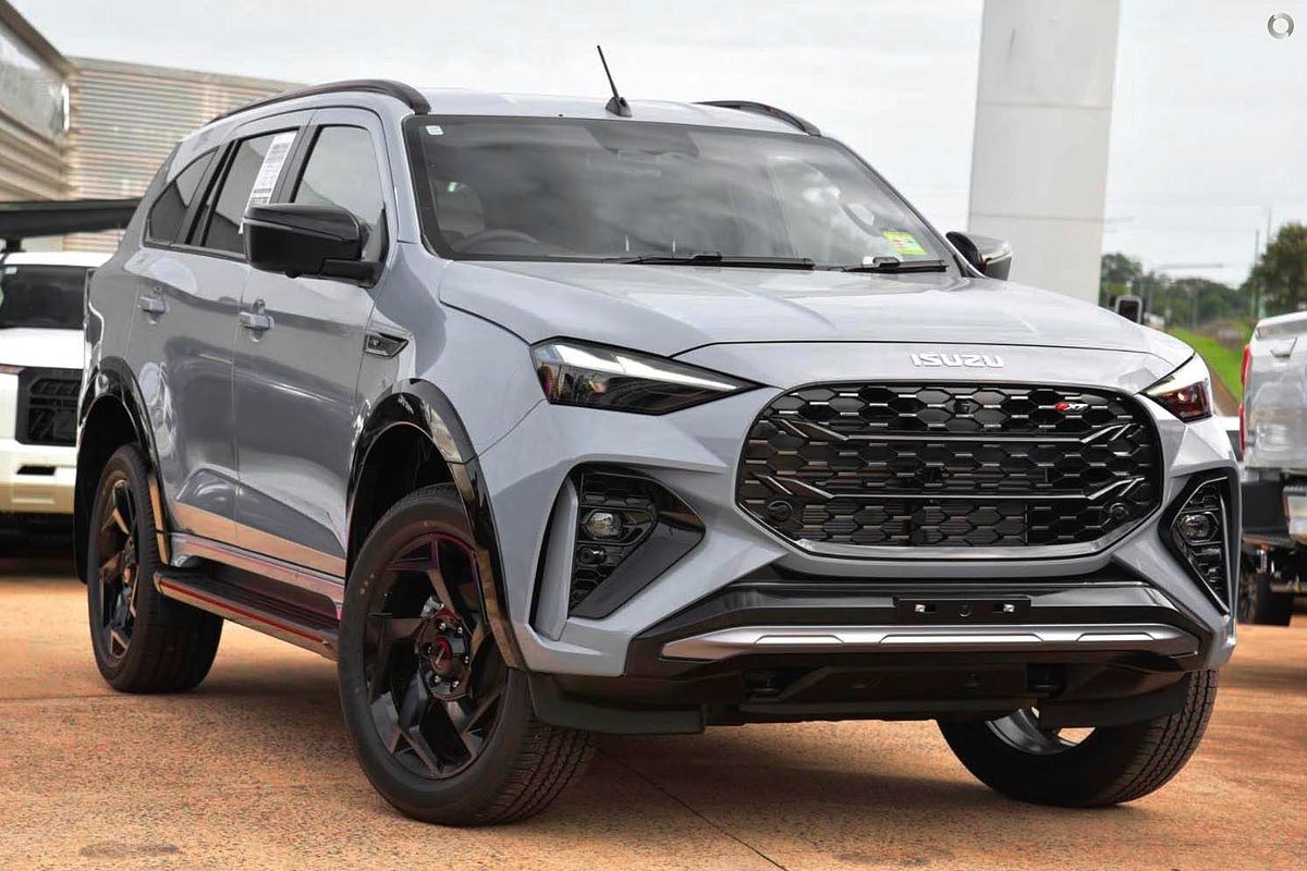 2026 Isuzu MU-X X-TERRAIN