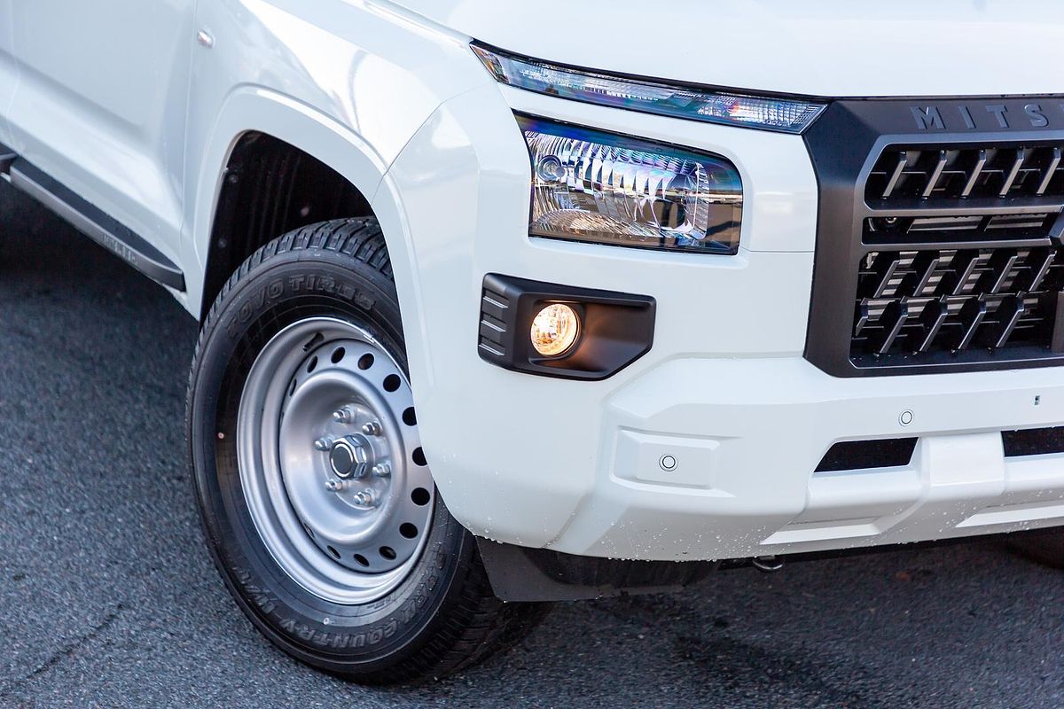 2025 Mitsubishi Triton GLX MV 4X4