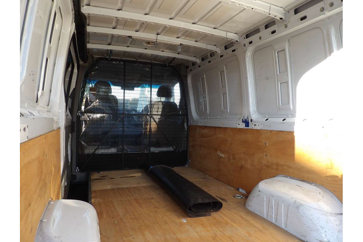 2013 Mercedes-Benz Sprinter 416CDI NCV3 MWB Low Roof image 11