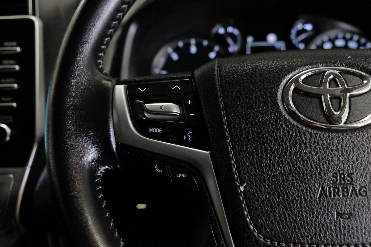 2021 Toyota Landcruiser Prado VX GDJ150R image 15