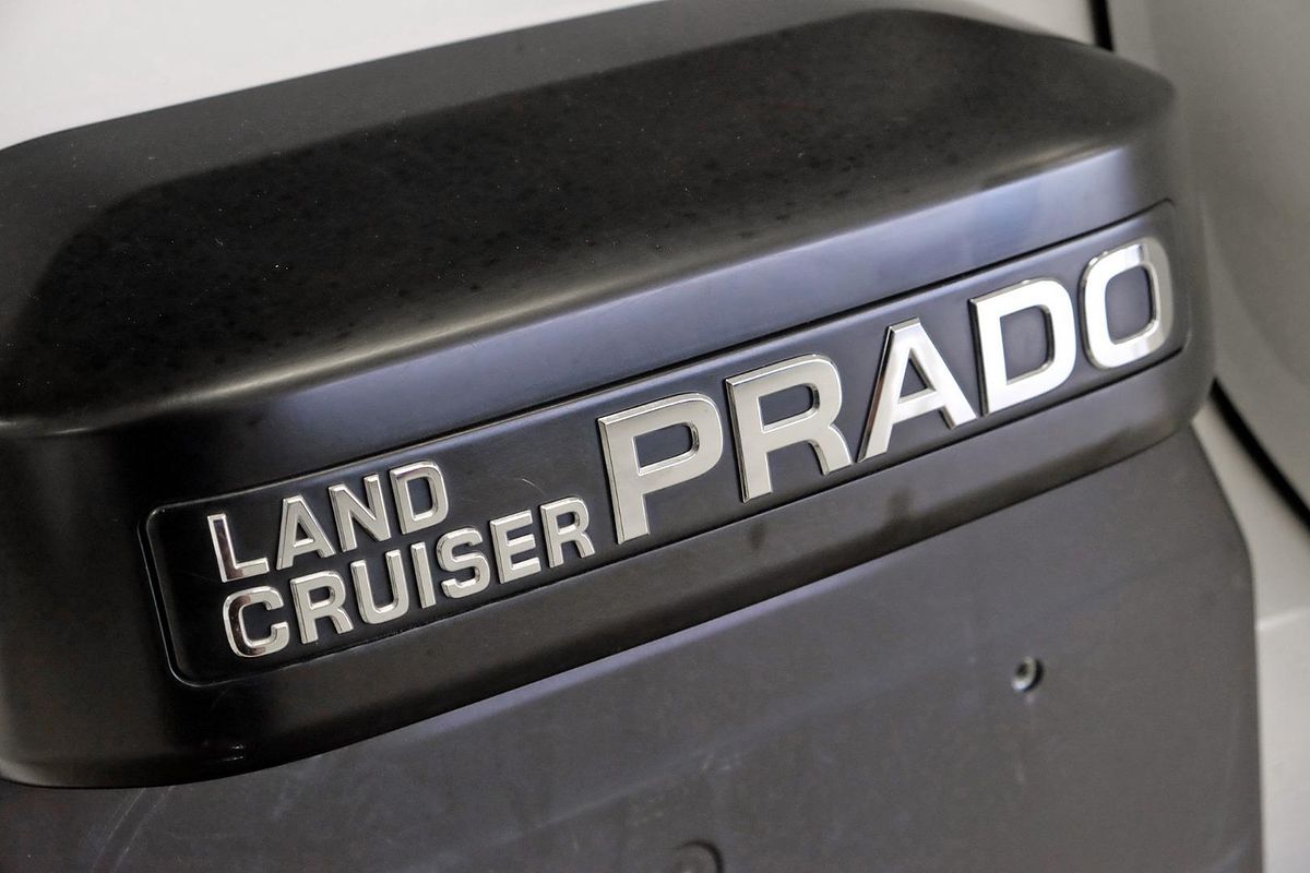 2021 Toyota Landcruiser Prado VX GDJ150R image 22