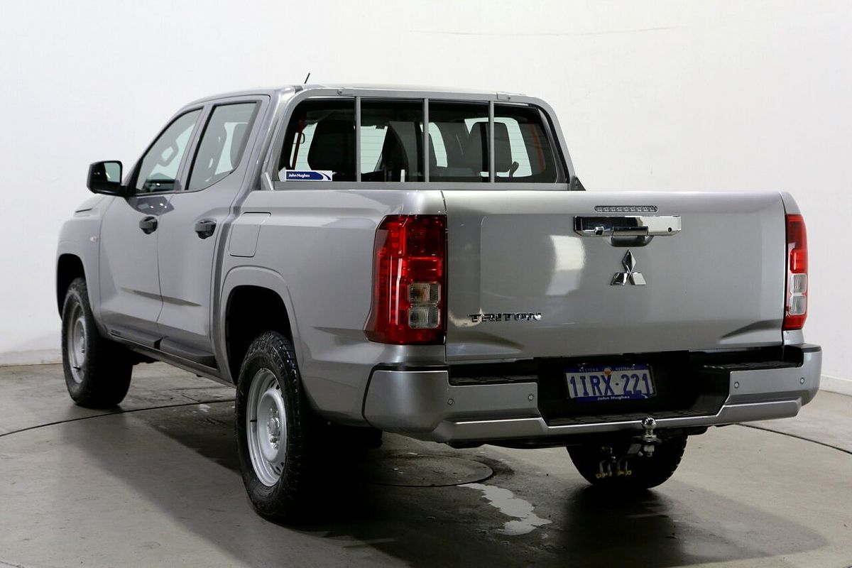 2025 Mitsubishi Triton GLX MV 4X4