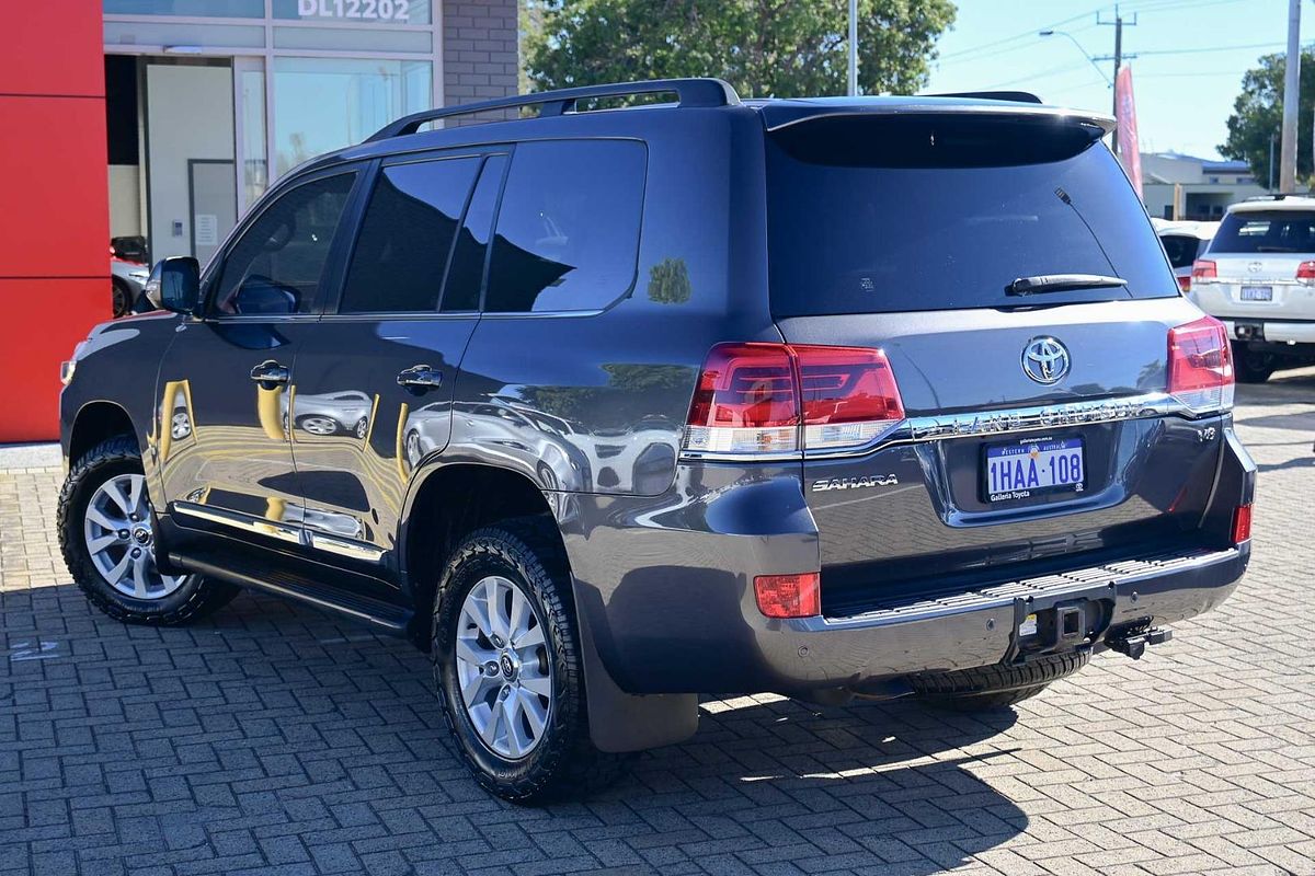 2020 Toyota Landcruiser Sahara VDJ200R