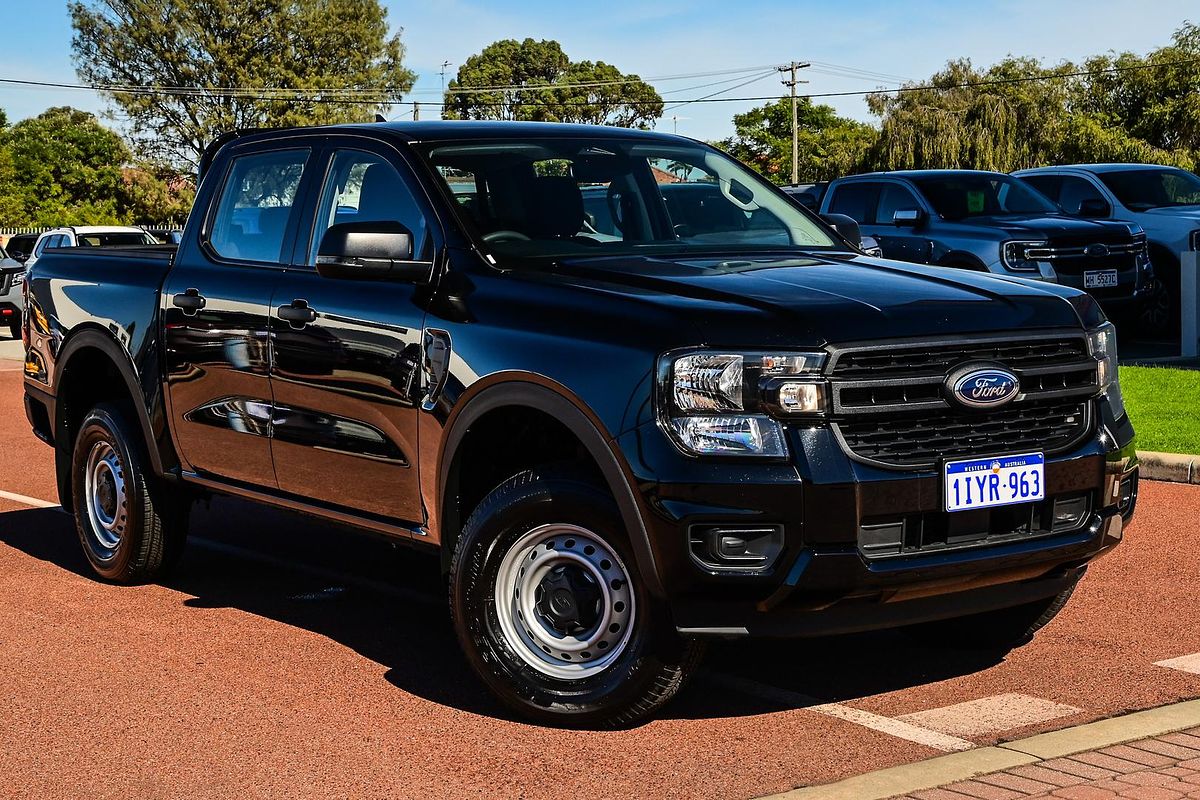 2025 Ford Ranger XL 4X4 2.0L