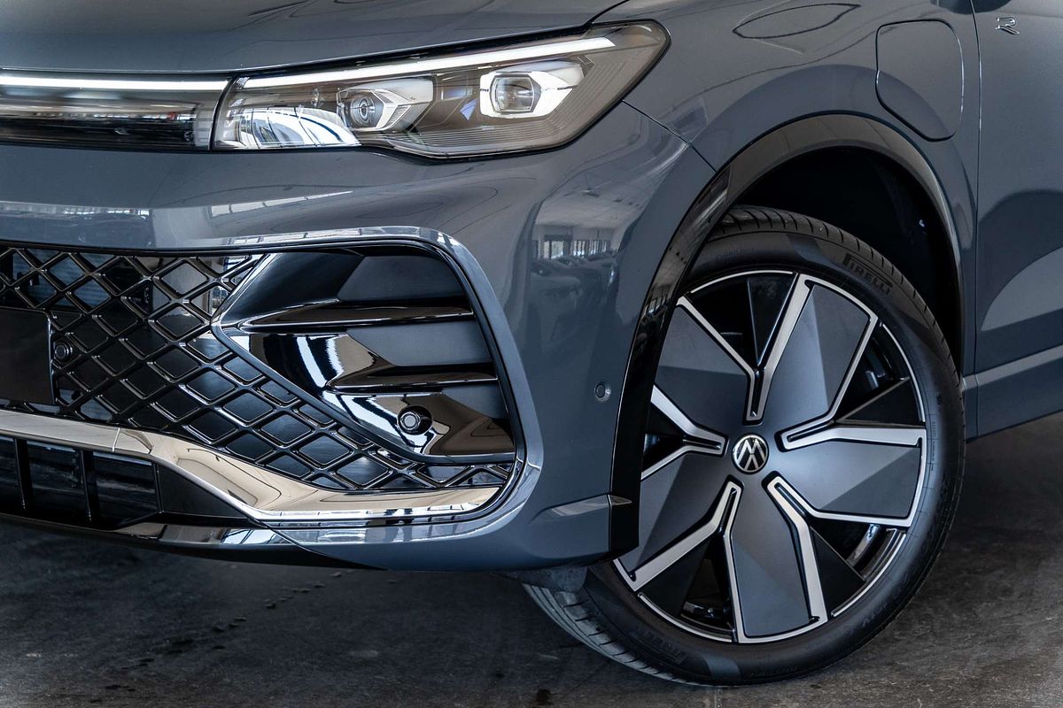 2026 Volkswagen Tiguan 200TSI eHybrid R-Line CT