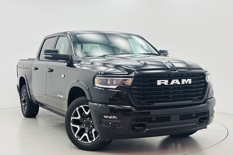 2025 RAM 1500 Laramie Sport Hurricane SO RamBox DT 4X4 SWB