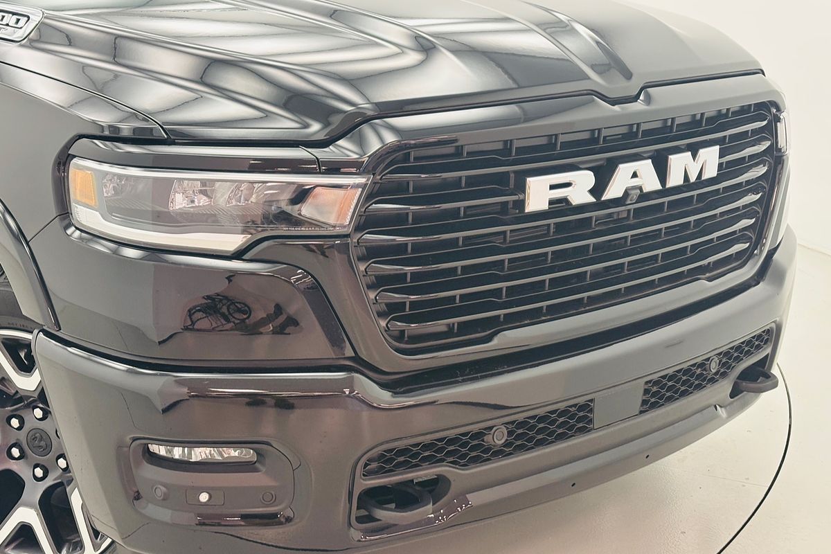 2025 RAM 1500 Laramie Sport Hurricane SO RamBox DT 4X4 SWB