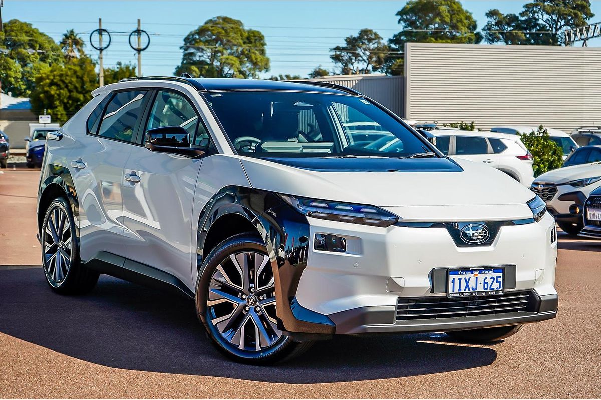 2026 Subaru Solterra AWD Touring E1-1