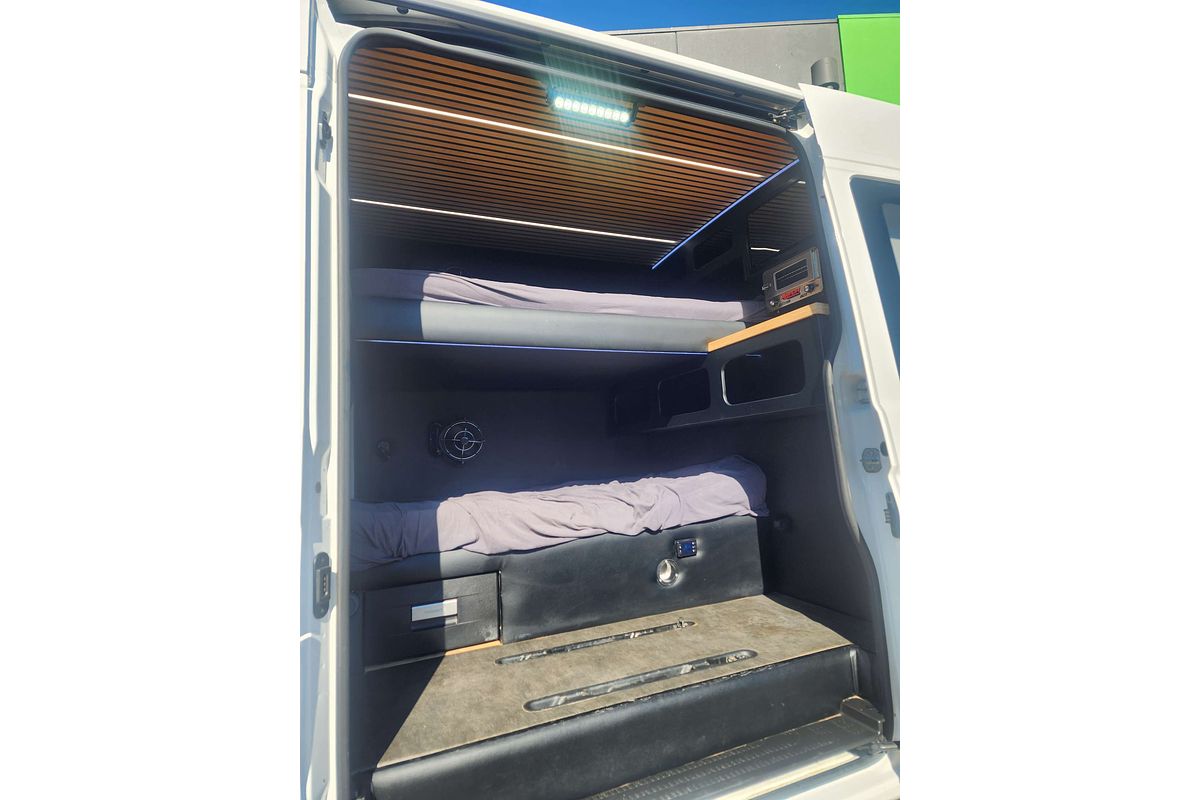 2022 Volkswagen Crafter 50 TDI410 SY1 LWB High Roof image 27