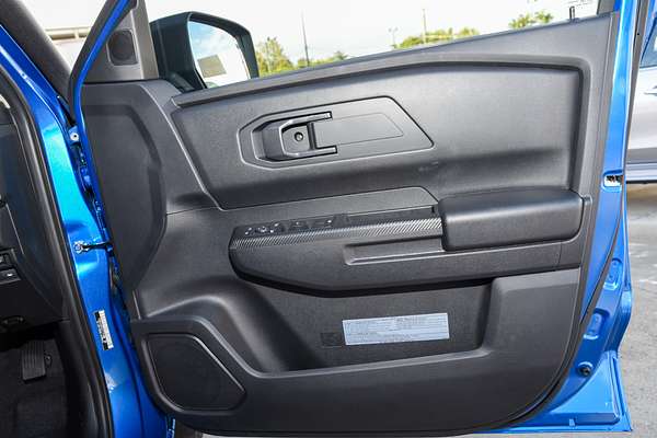 2025 Mitsubishi Triton GLX-R MV 4X4 thumb-16