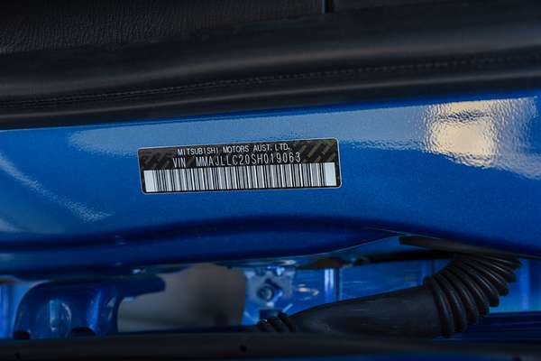 2025 Mitsubishi Triton GLX-R MV 4X4 thumb-21