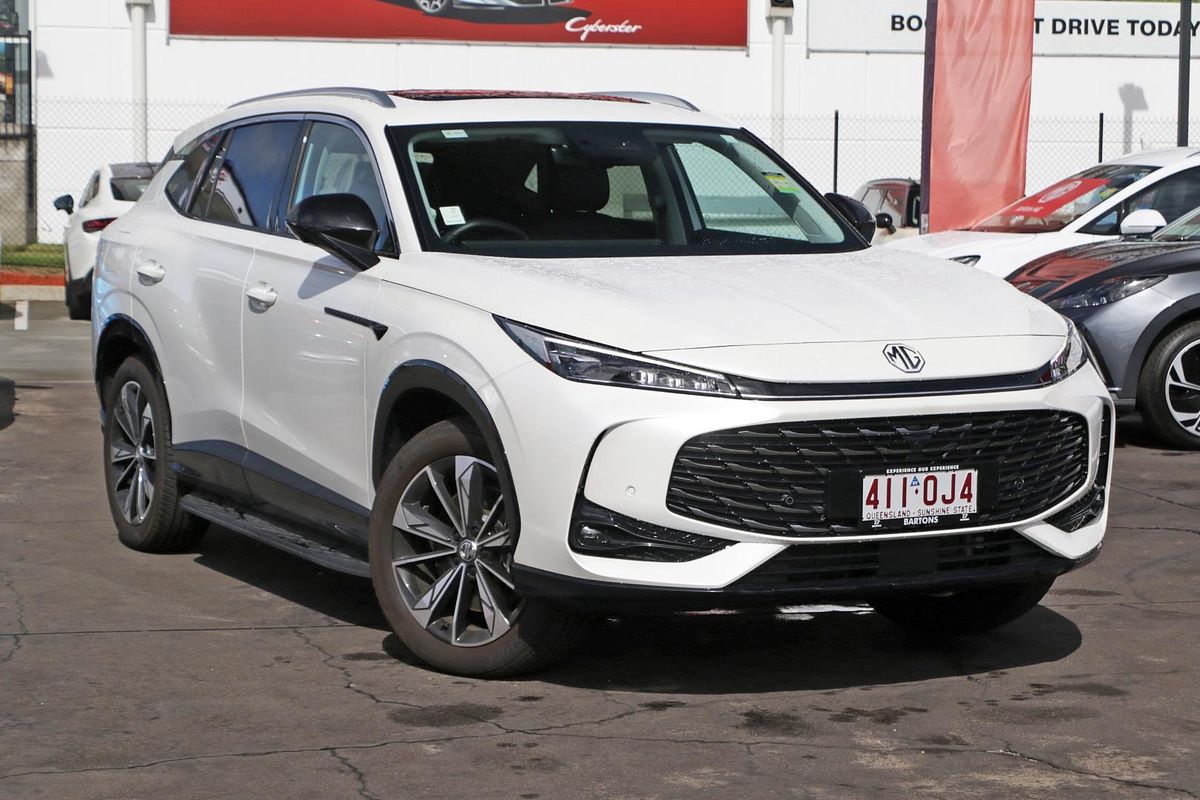 2025 MG HS Super Hybrid Essence AS33P