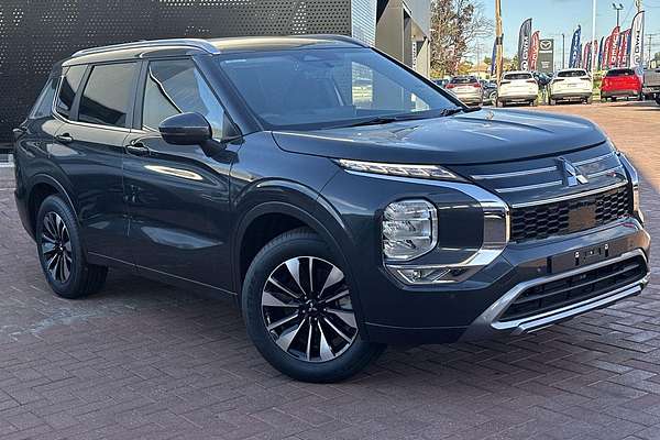 2025 Mitsubishi Outlander LS ZM