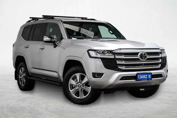 2024 Toyota Landcruiser Sahara FJA300R