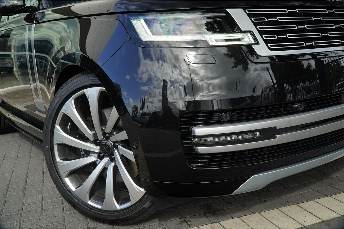 2026 Land Rover Range Rover P530 Autobiography L460