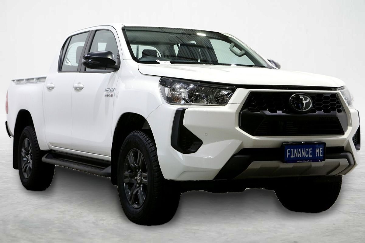 2025 Toyota Hilux SR 48V GUN126R 4X4