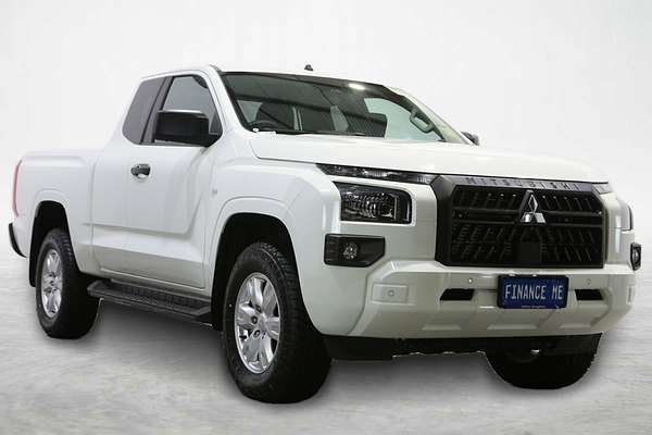 2025 Mitsubishi Triton GLX+ MV 4X4