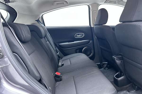 2018 Honda HR-V VTi-S thumb-11