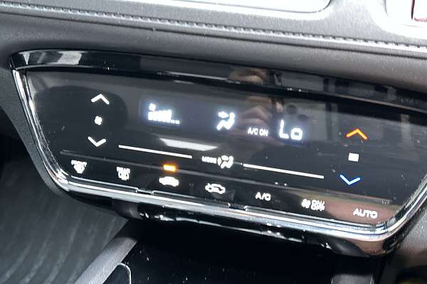 2018 Honda HR-V VTi-S thumb-16