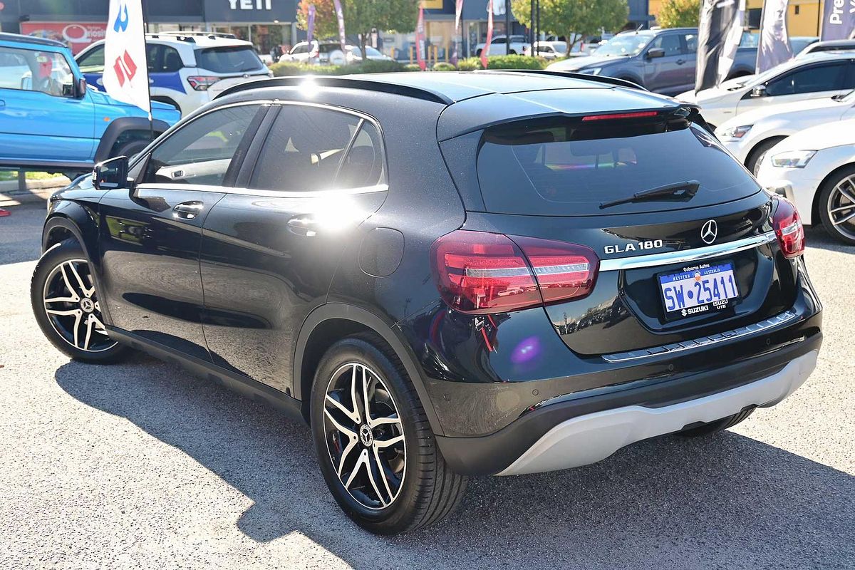 2018 Mercedes-Benz GLA-Class GLA180 X156