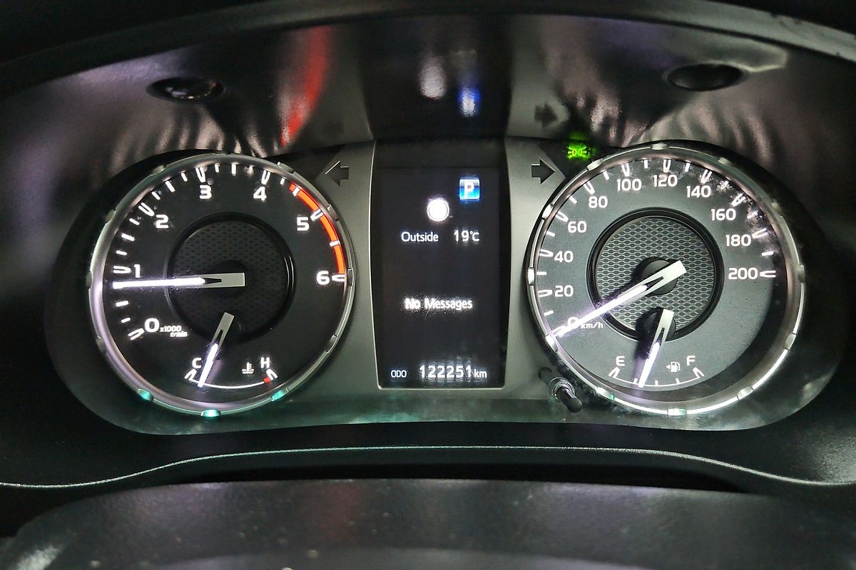 2022 Toyota Hilux SR GUN126R 4X4