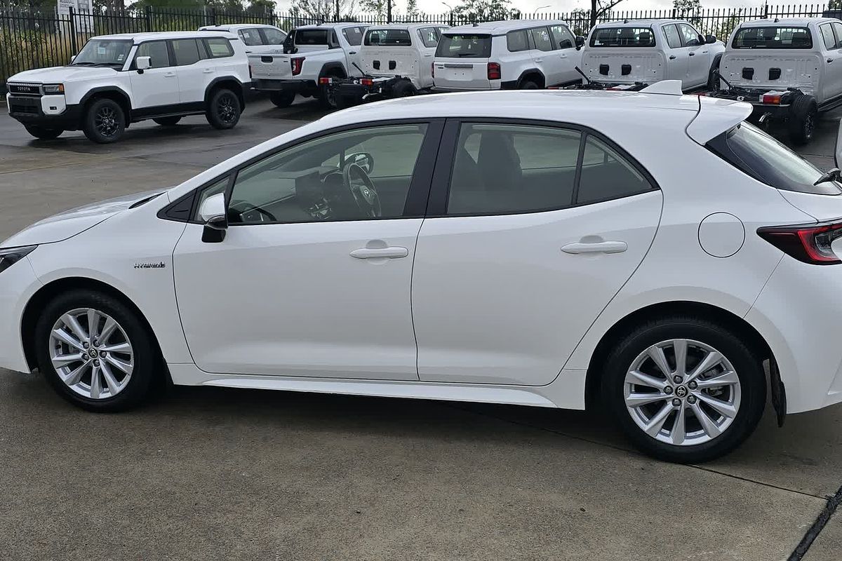 2023 Toyota Corolla Ascent Sport Hybrid ZWE219R