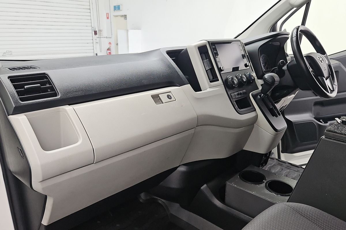 2021 Toyota Hiace GDH300R LWB