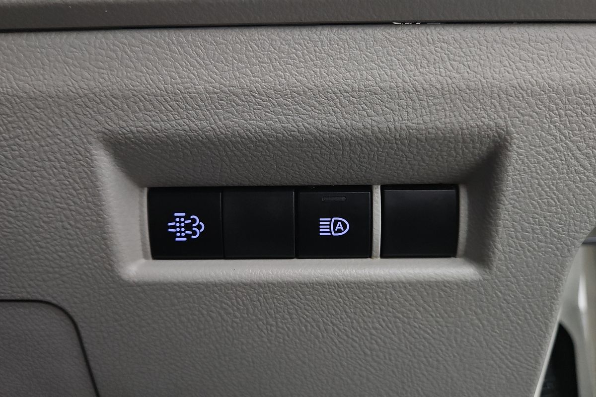 2021 Toyota Hiace GDH300R LWB