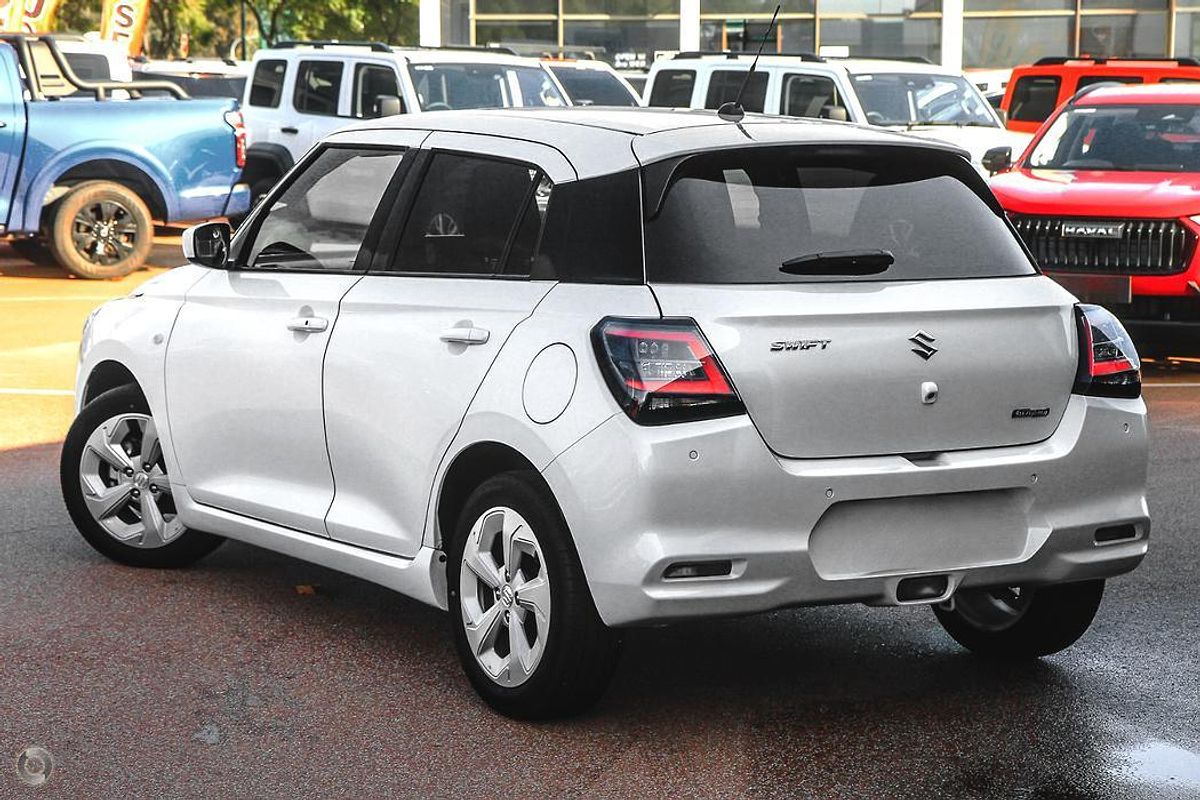 2025 Suzuki Swift Hybrid Plus UZ
