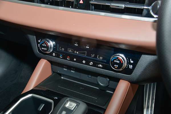 2025 Mitsubishi Outlander Exceed Tourer ZM thumb-14